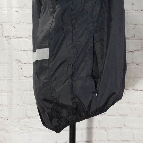 Wolfbike Cycling Black Windbreaker NWT - Picture 4 of 5